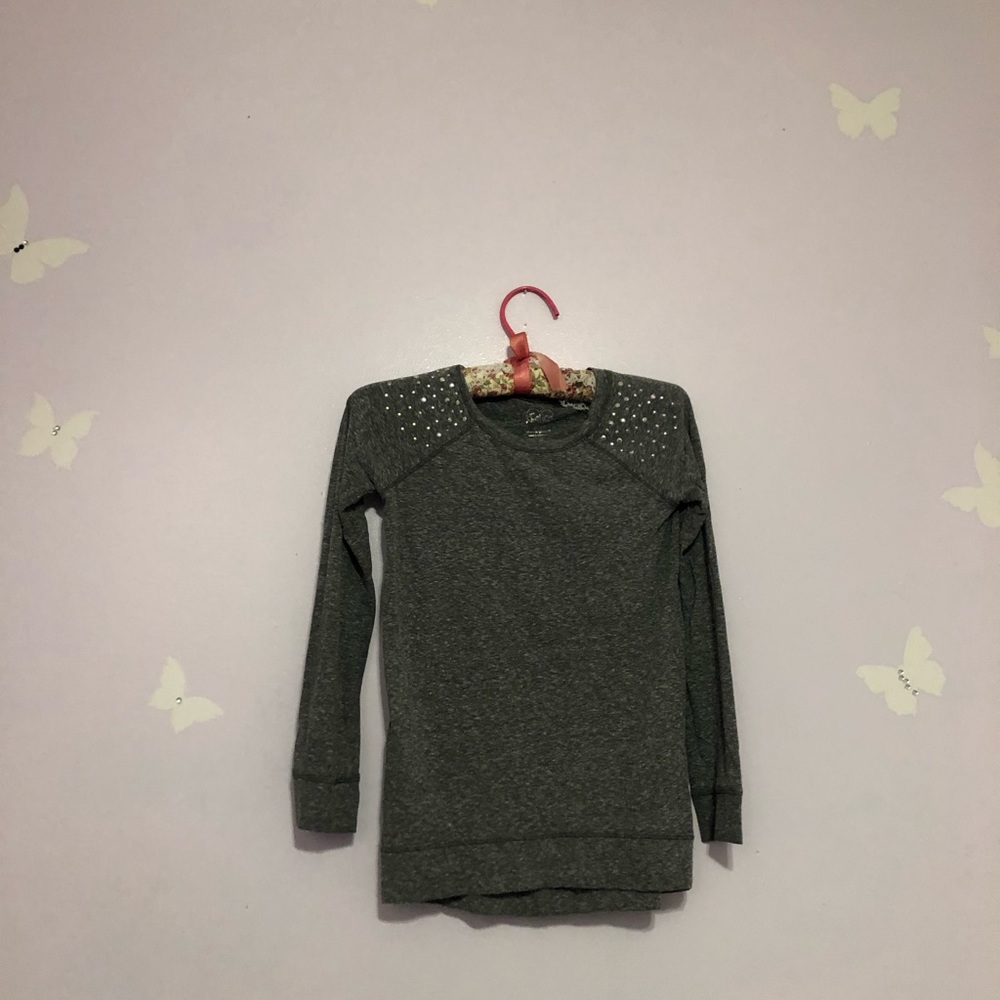 Grey Long Sleeve With Jewels On Shoulder